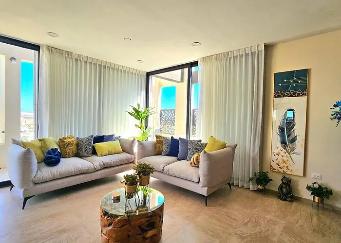 Amazing Panoramic View From Penthouse In Pedregal *